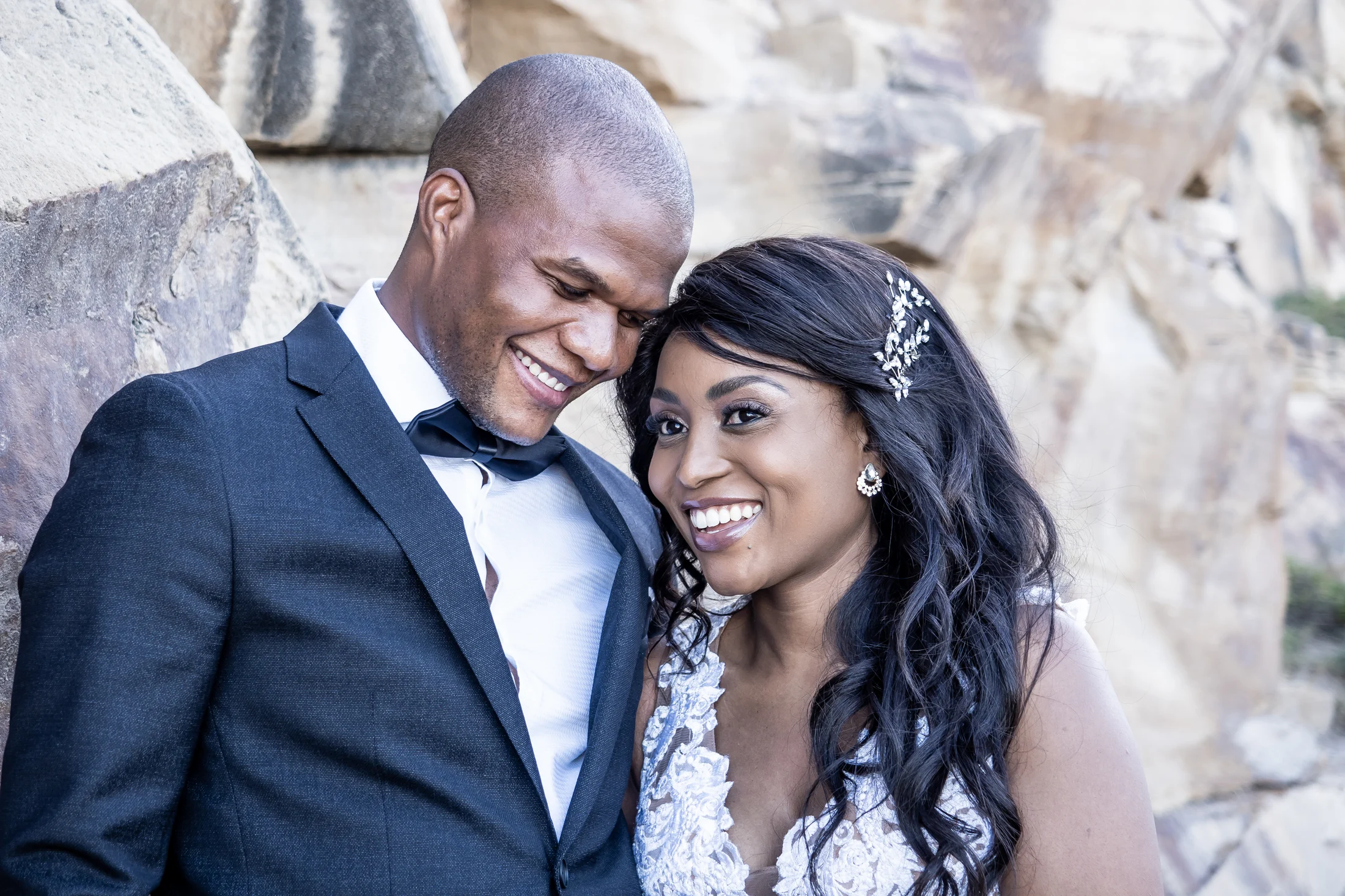 Fhatu and Yola couple portrait session in Mossel Bay — photograph 1