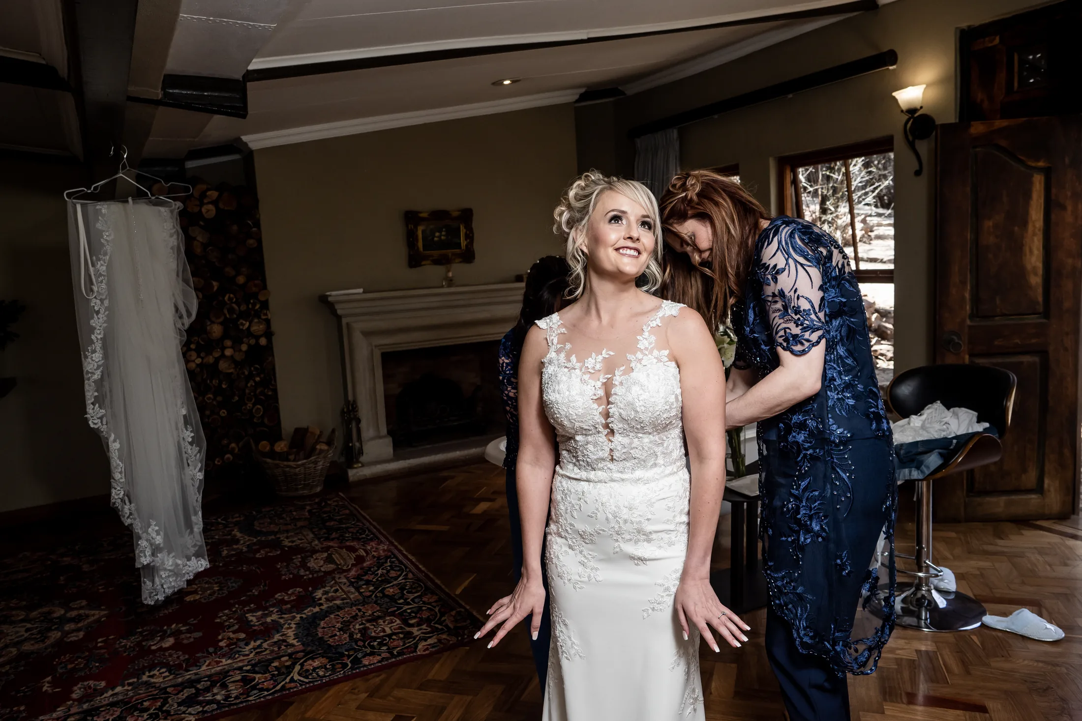 Leani in her wedding dress before the ceremony