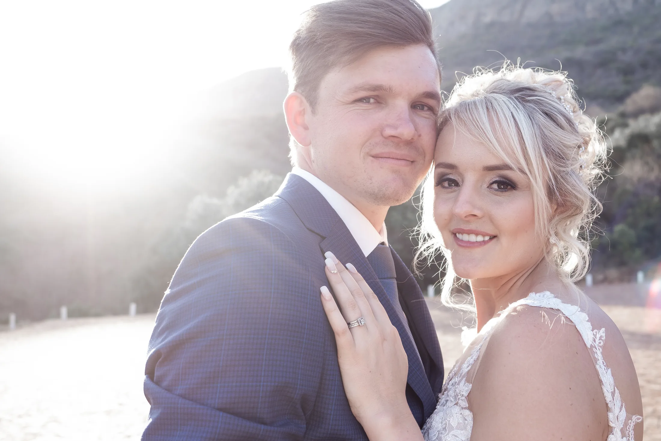 Close portrait of Xander and Leani in late afternoon light